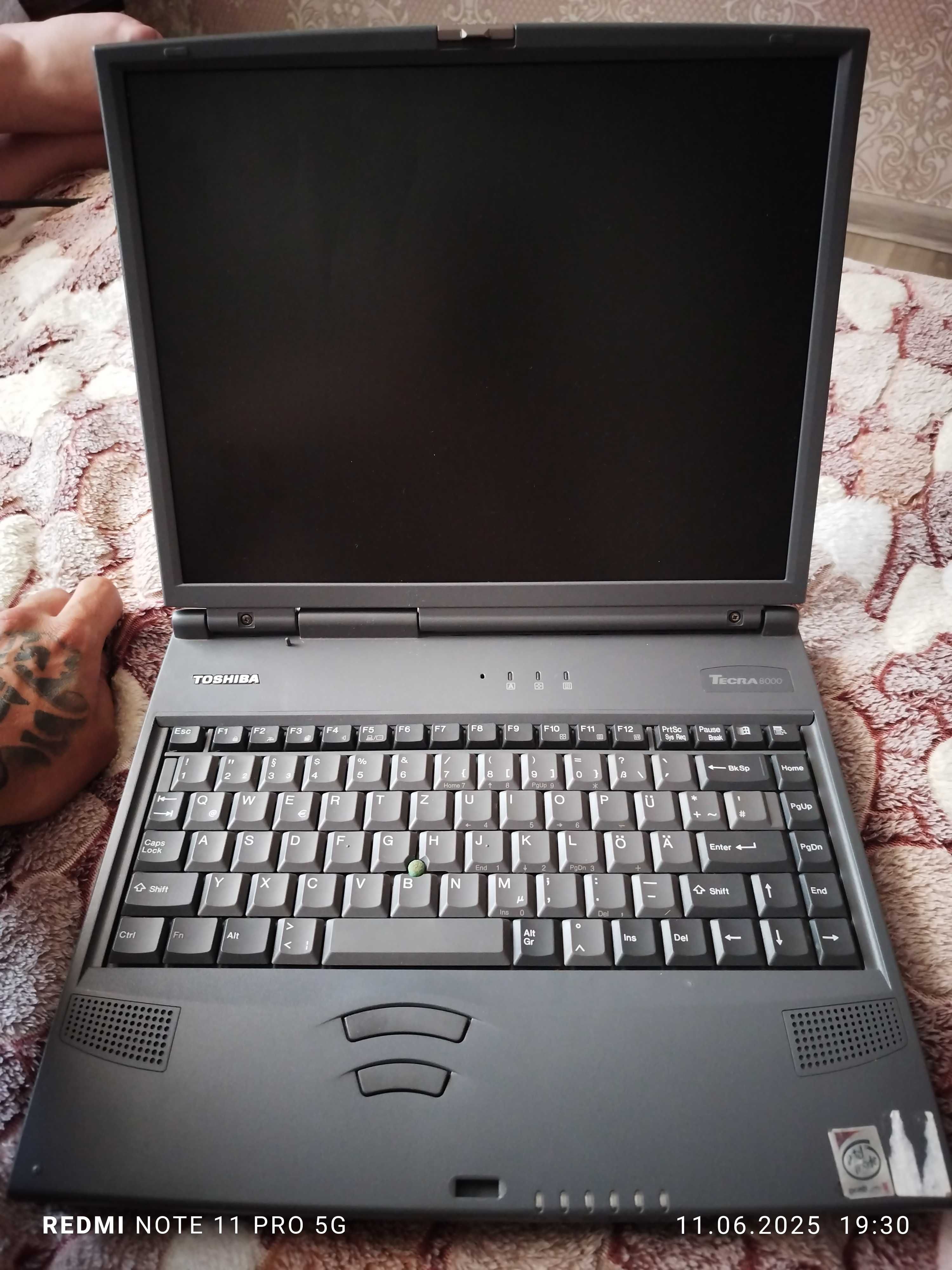 Стар Лаптоп Toshiba t8000
