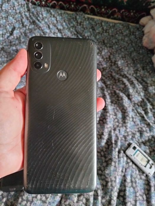 Motorola  îl dau pentru piese pentru placa de baza