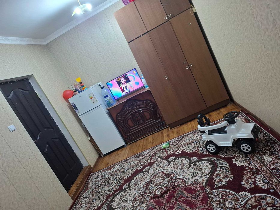 Срочно уй сотилади