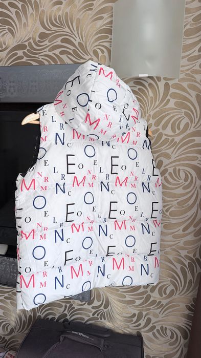 Без ръкави, елек Moncler, размер 152