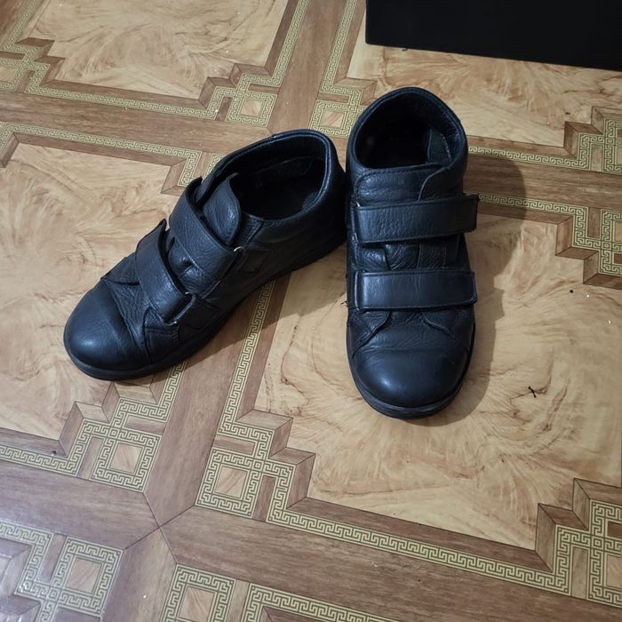 Продам обувь для мальчиков