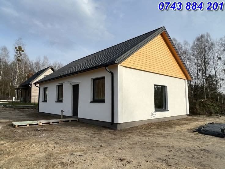 Casa, garaje auto, containere pe structura metalica si panou sandwich