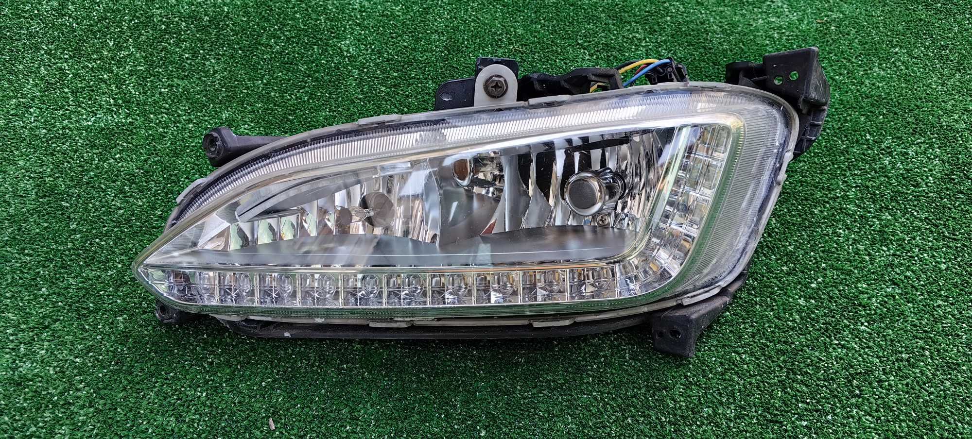 Халоген с LED за Hyundai Santa FE 3 / Хюндай Санта ФЕ 3