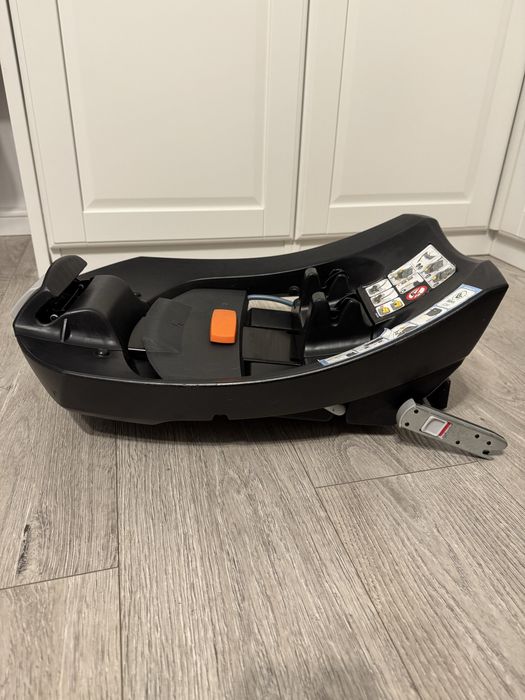 Vand scoica bebelusi Cybex Anton 5 + baza isofix  Cybex Anton base
