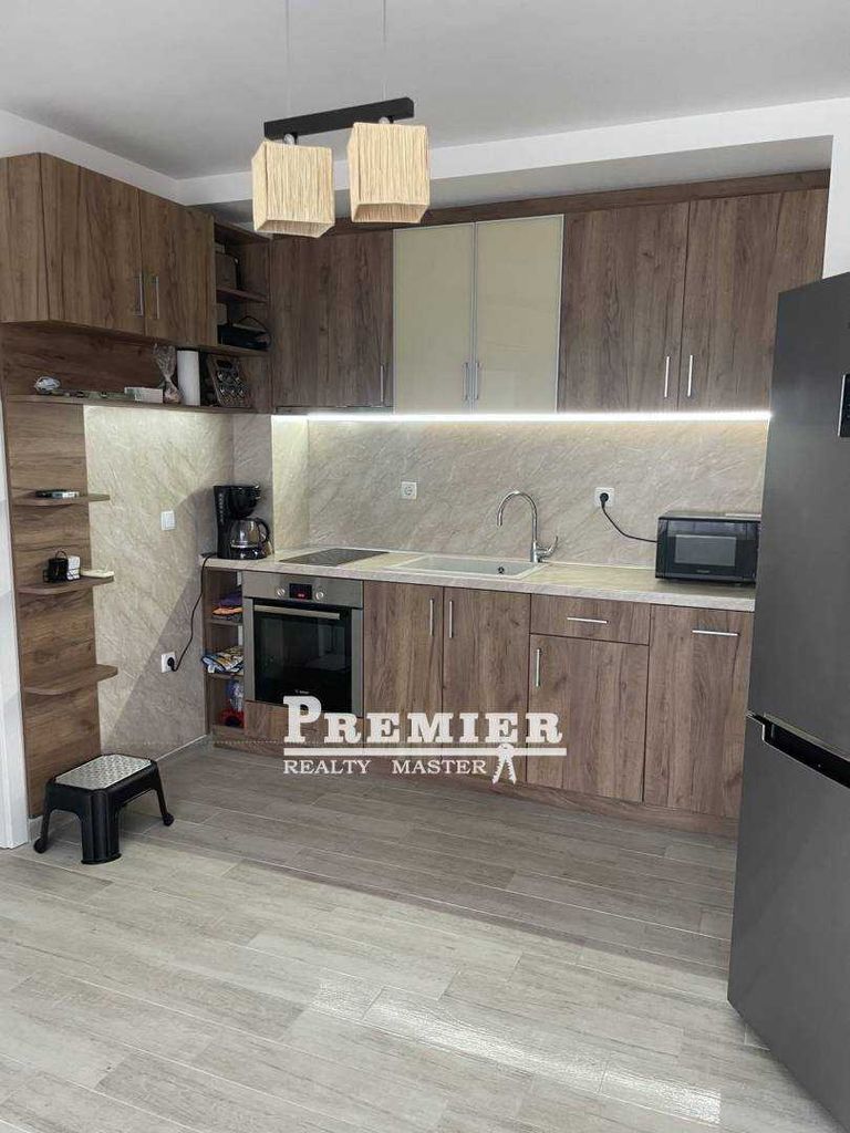 Продава се Тристаен апартамент в к.к. Албена - 85 кв.м за 942 €/кв.м - Снимка #4