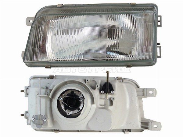 Фара Mitsubishi Chariot