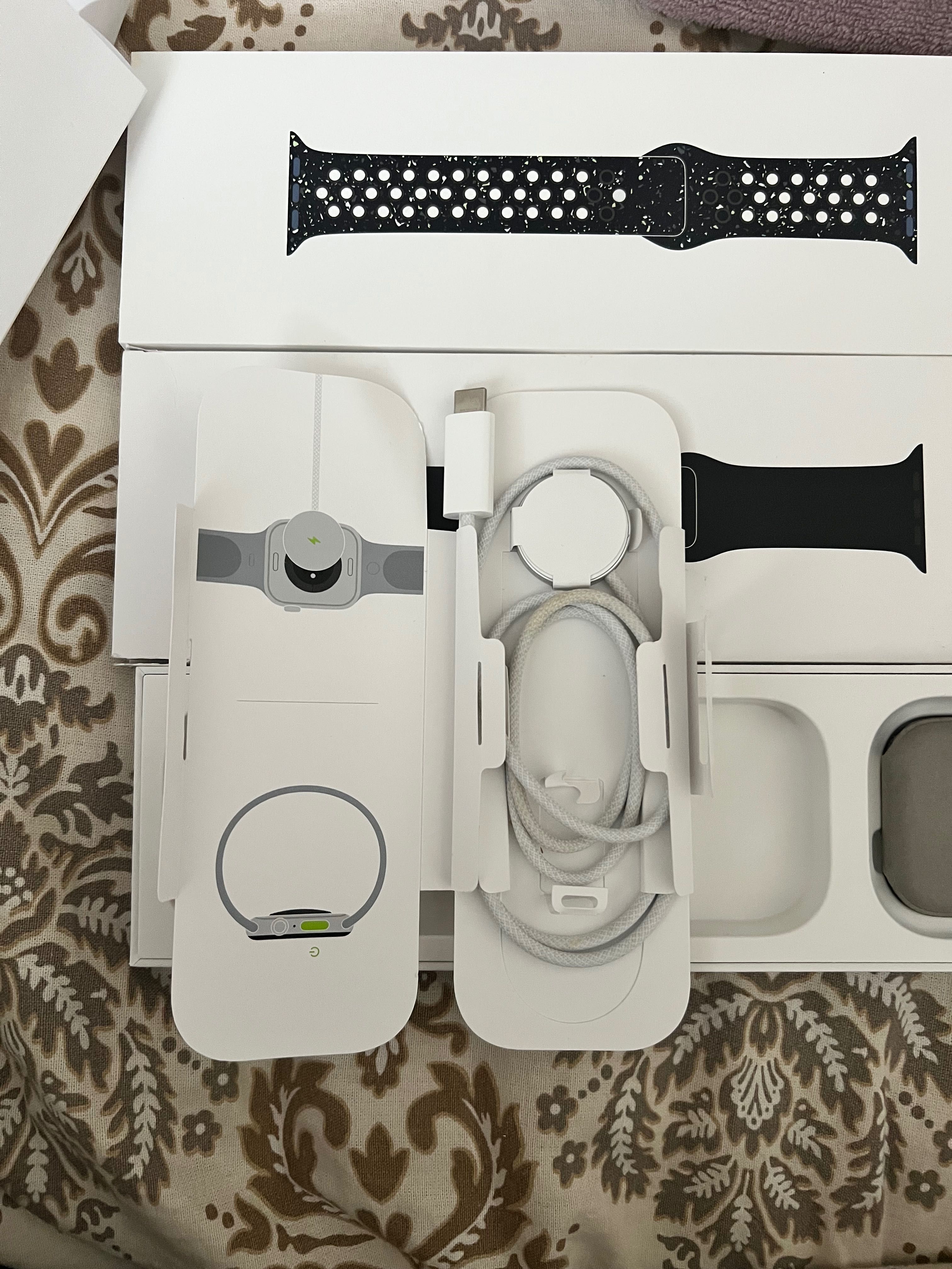 Apple Watch 10 GPS + cellular - 46mm