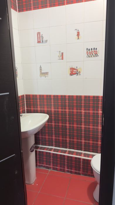 Продажа офиса с отдельным входом, напотив областной Мечети и коммуналь