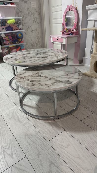 *** Vand set de doua mese ***