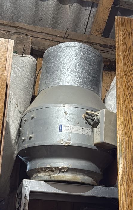 Ventilator centrifugal in linie (canalizat)