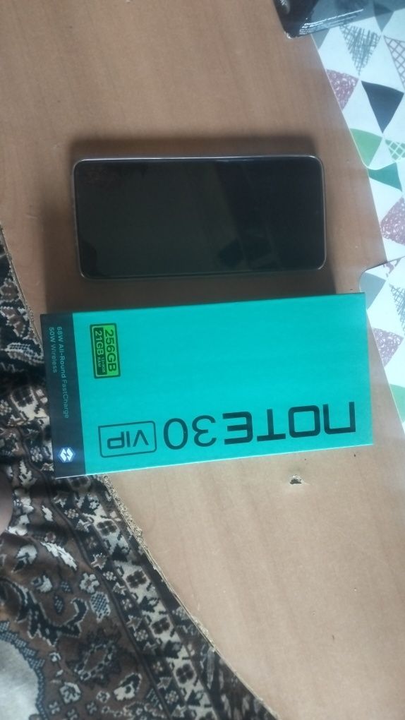 Продам телефон note30 vip