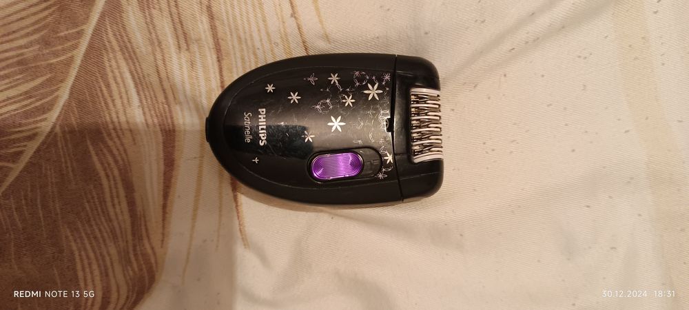 Epilator Philips și Qlive negru și alb