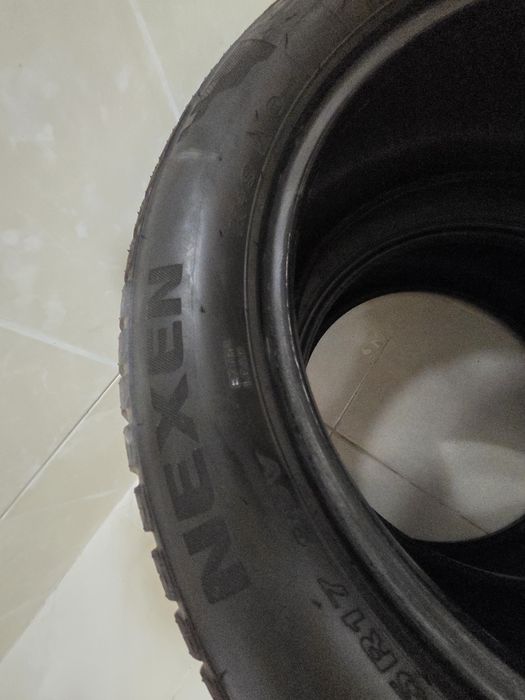 Nexen всесезонни 215/55/17