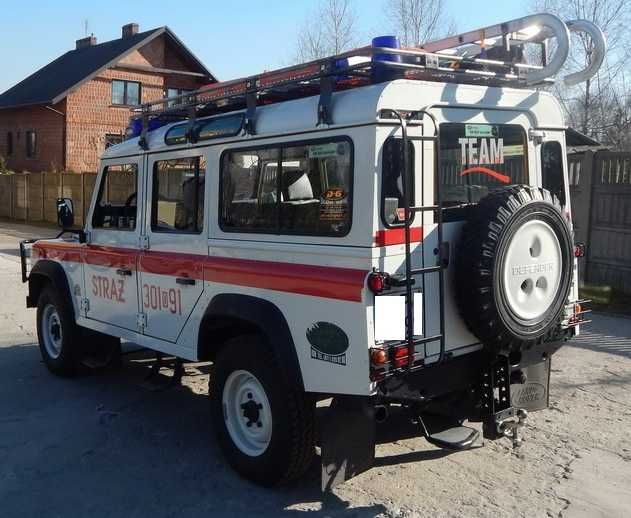 Scara LAND ROVER DEFENDER din OTEL pentru partea din spate