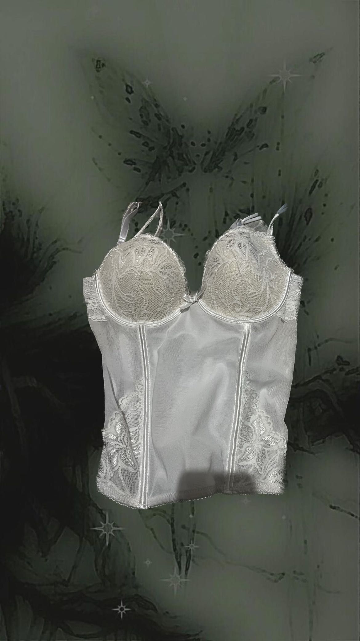 corset alb ……………