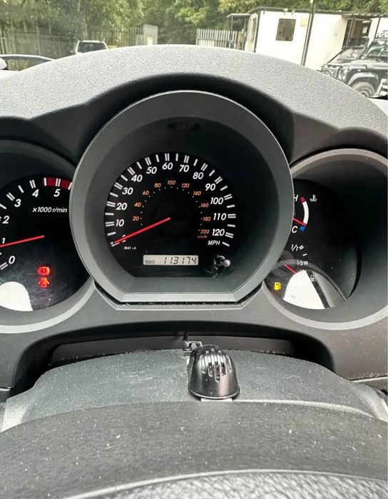 Dezmembrez Toyota Hilux 3.0 Invincible 2006-2015