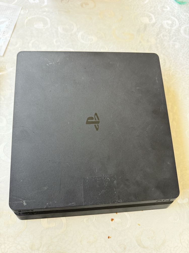 PS4 Playstation / Срочно сотилади