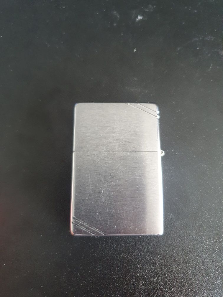 Zippo pat 2032695 din anul 1937 Prima inscriptie zippo