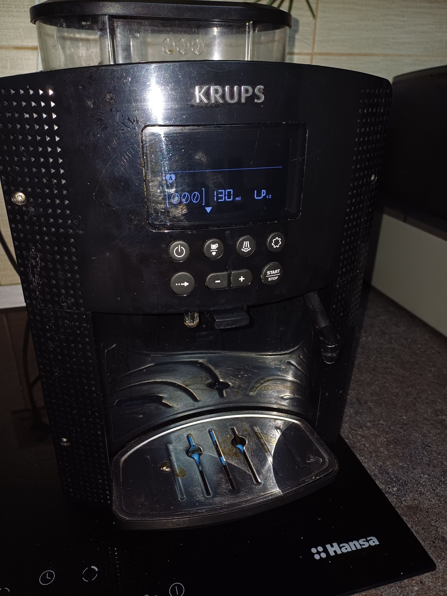 Vând Espressor Krups EA81