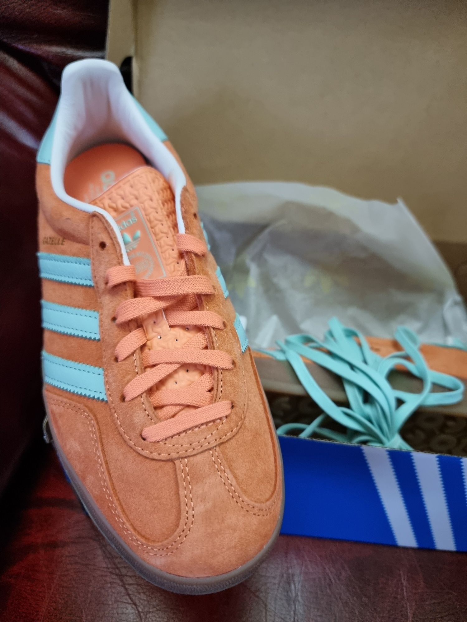 Adidasi adidas gazelle indoor