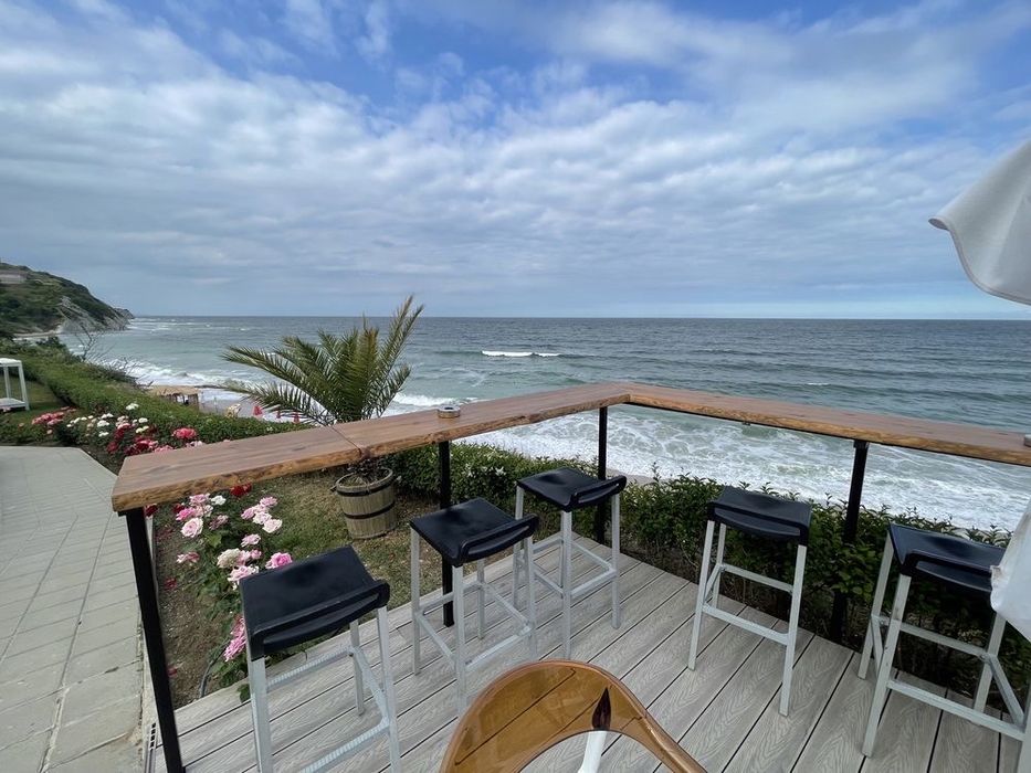 Бар плот за тераса от масив