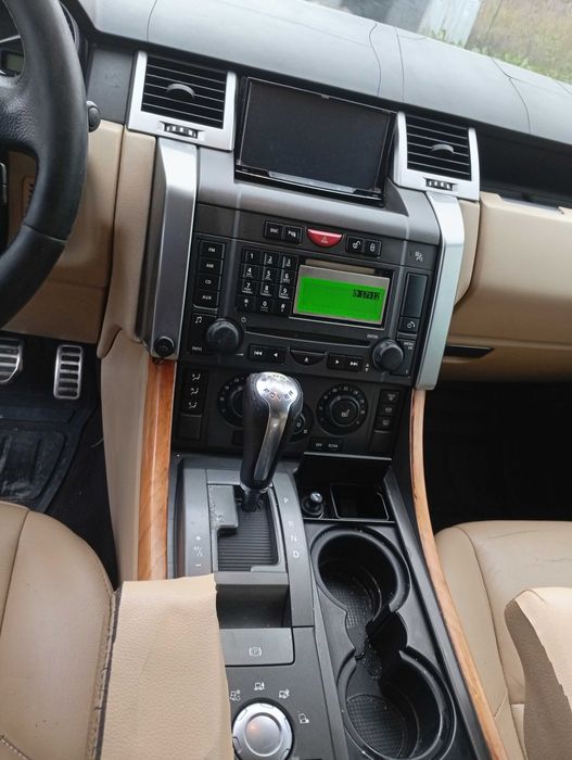 Vând  Range Rover ca piese de schimb an 2007