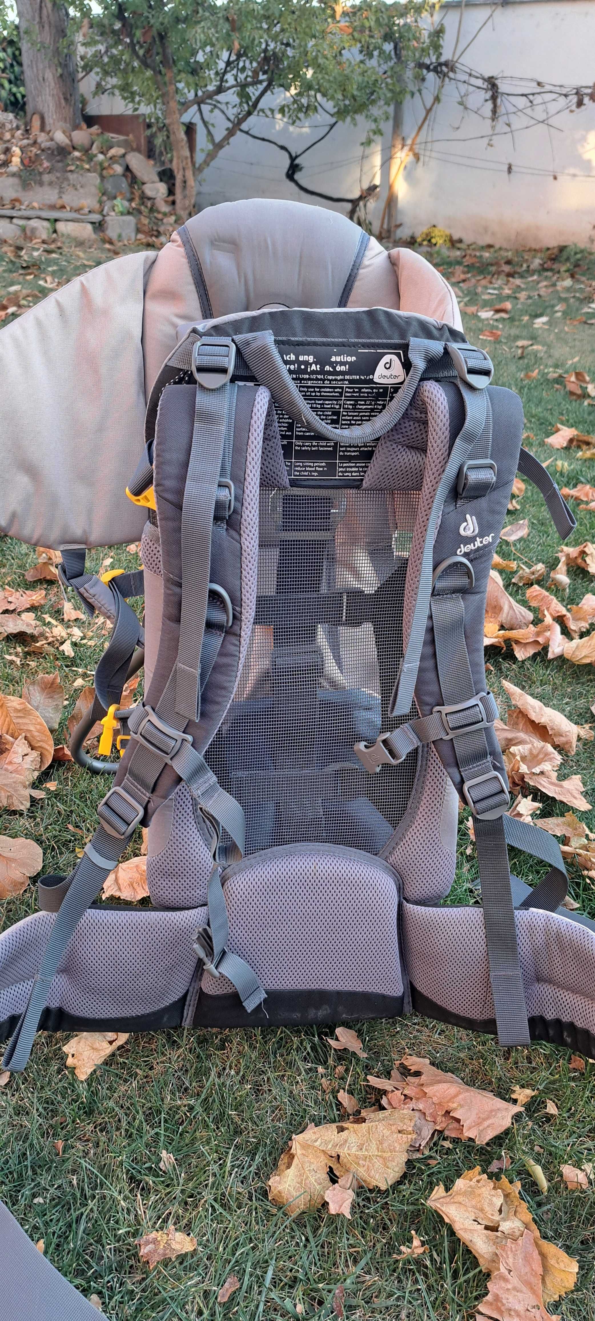 Раница самар за носене на дете Deuter