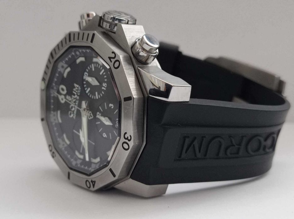 Corum Admiral's Cup Seafender 46 Titanium