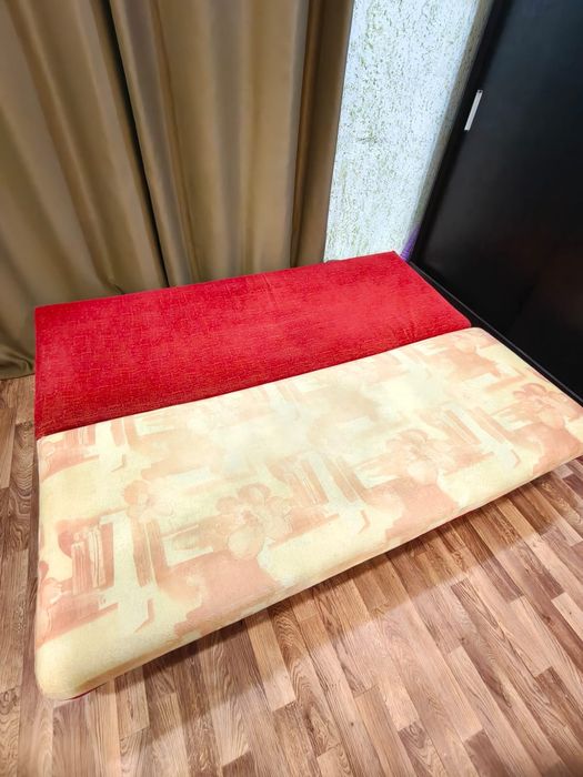 Продам диван,тахта