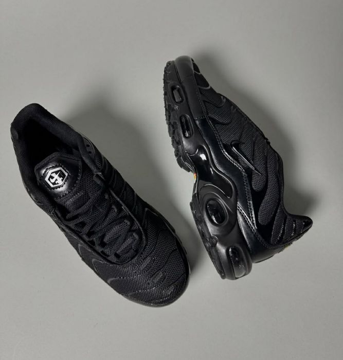 Унисекс обувки Nike air max Tn