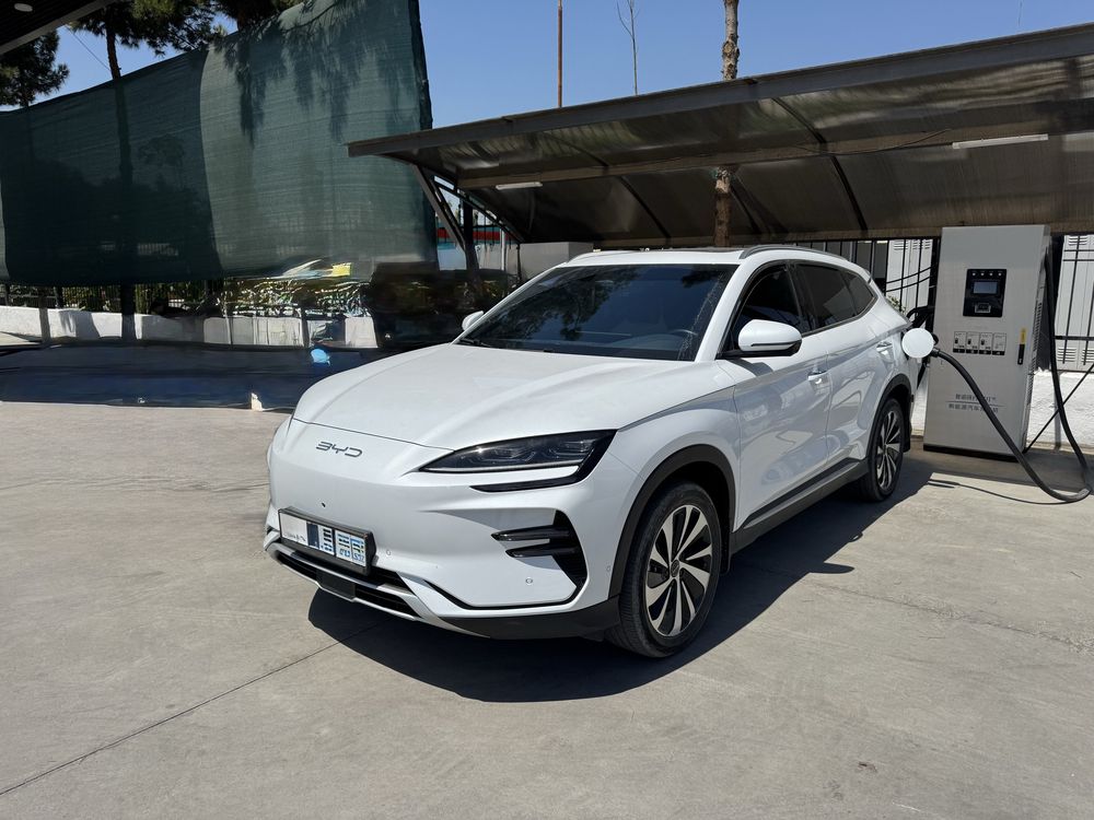 BYD Song Plus Champion 605 сотилади