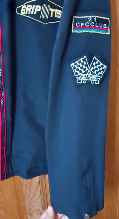 Продавам мъжко яке Harrison