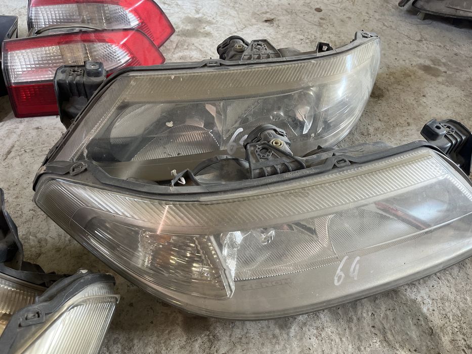Far faruri stop lampa halogen renault laguna 2