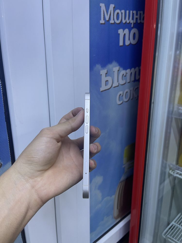 Продам iPhone 13 128gb в идеальном состоянии