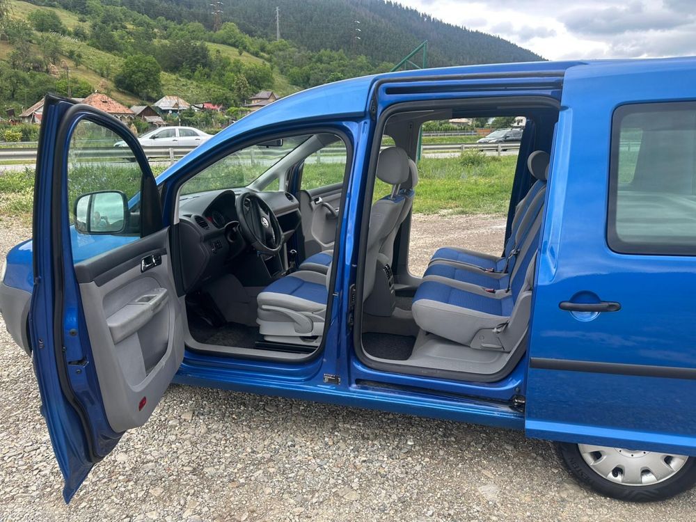 Vand VW Caddy life 5 locuri si aer conditionat