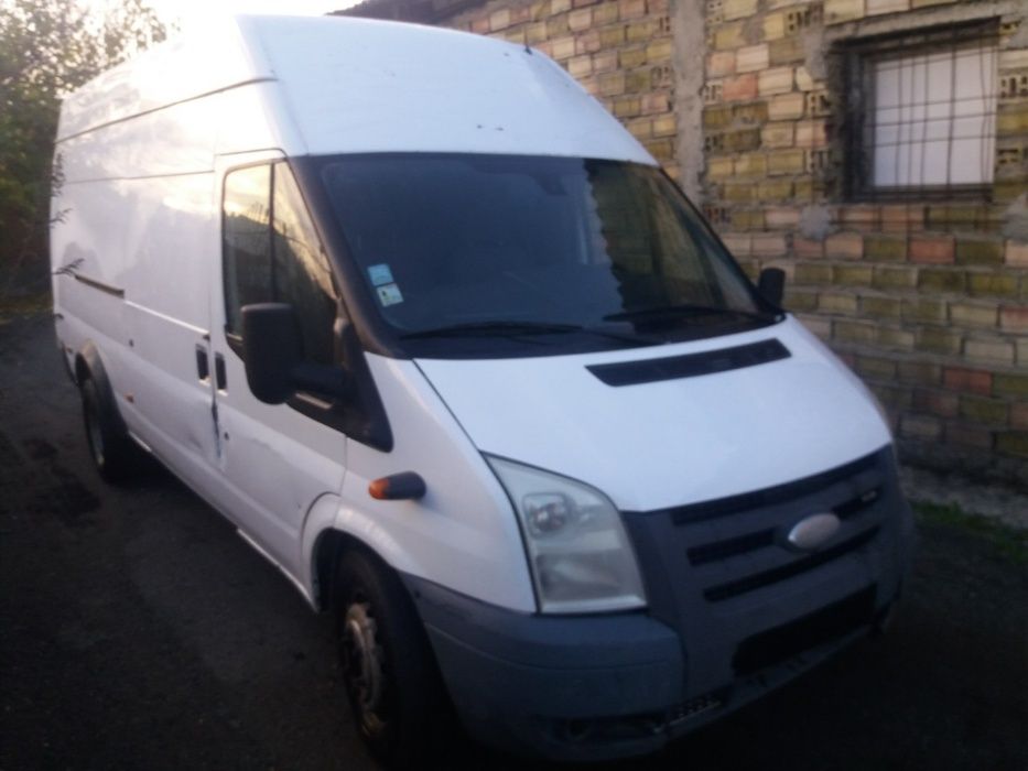 Ford Transit 2.4d 140к.с 6 скорости 2008 година