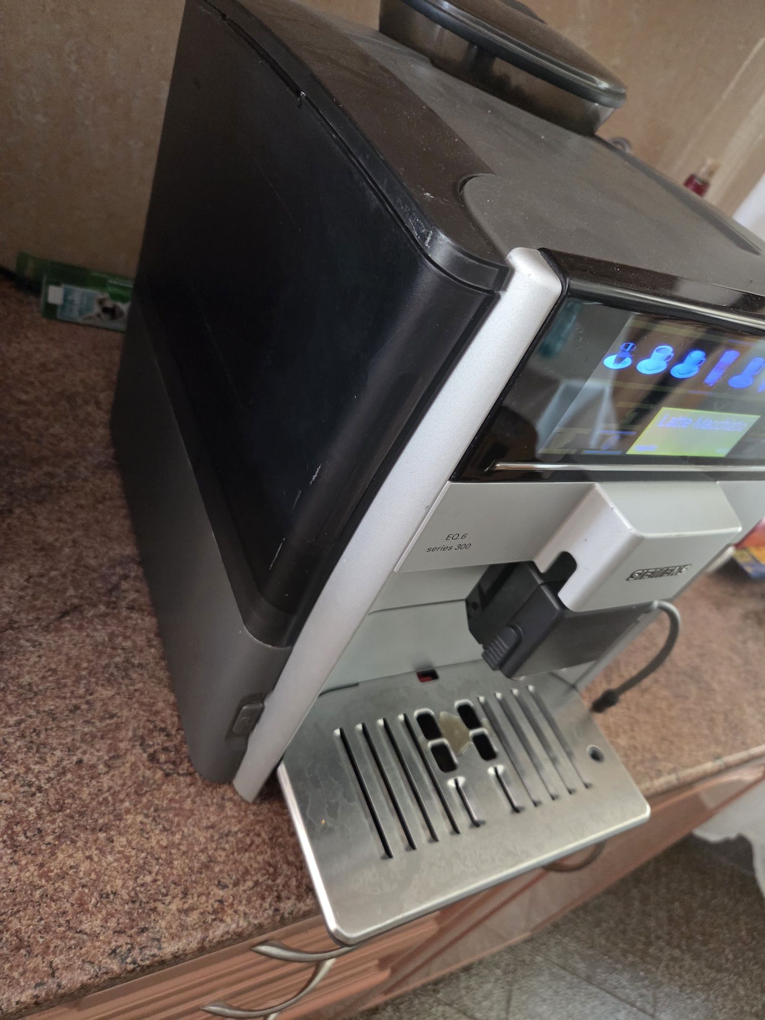 Кафеавтомат Siemens eq6