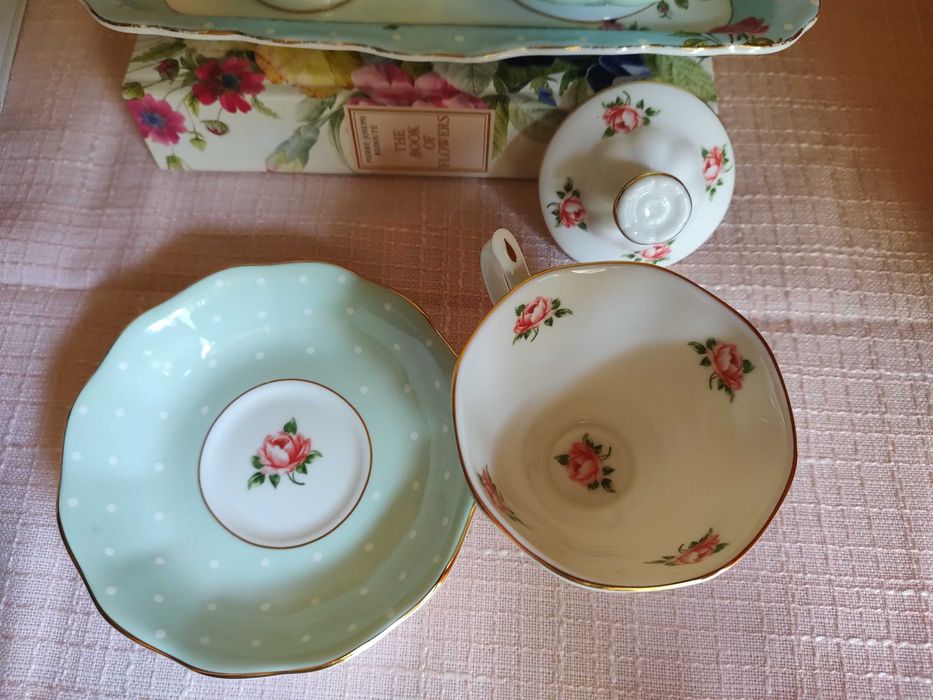 Нов сет за кафе/чай Royal Albert Polka Rose
