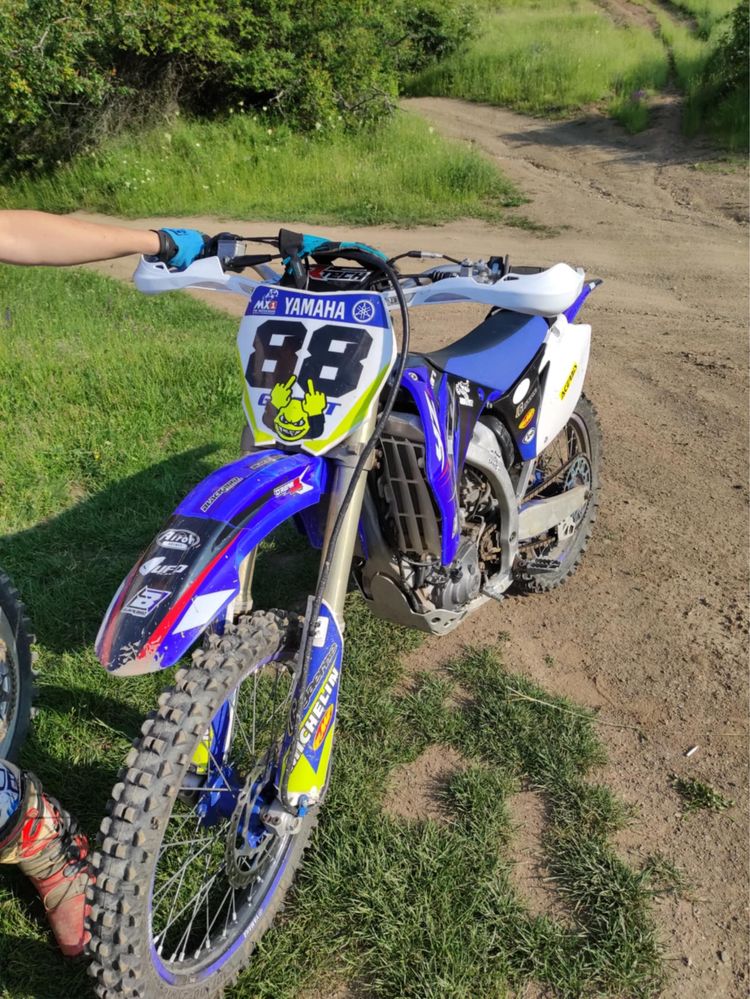 Yamaha 450 YZF.