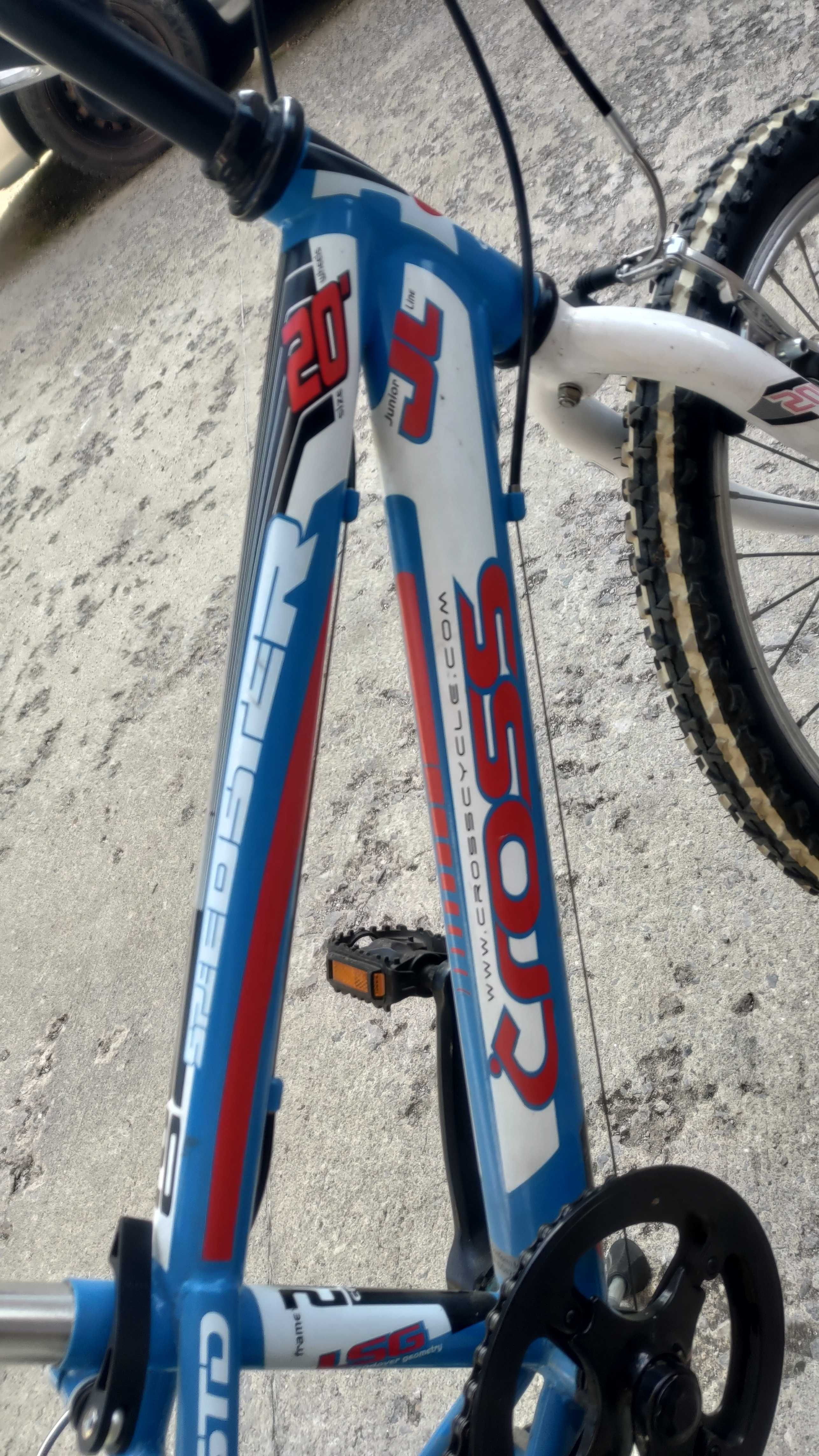 CROSS 20 цола,кара се много леко