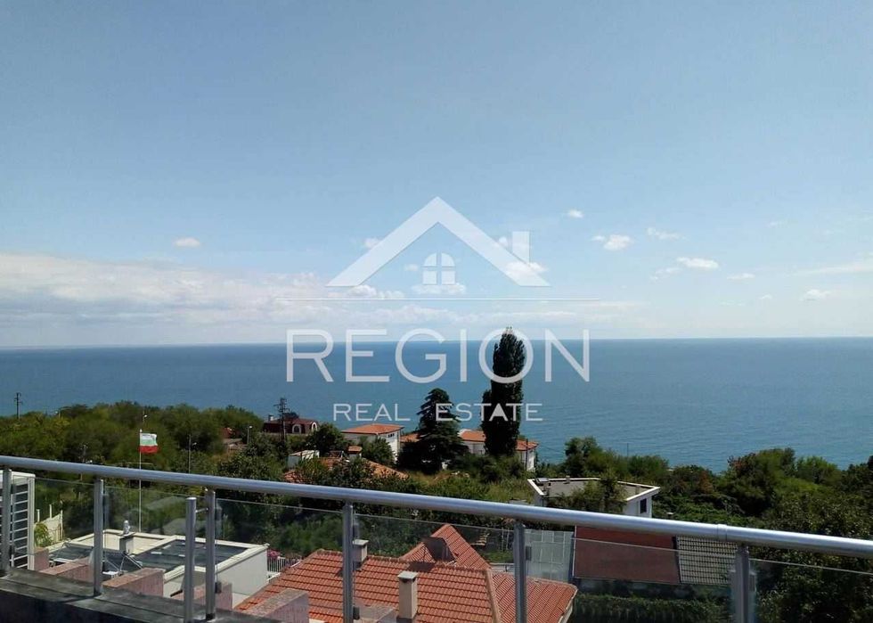 Дава се под наем Тристаен апартамент в Варна, Бриз - 80 кв.м за 612 € - Снимка #6