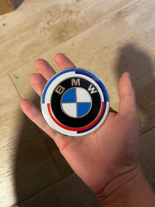 Emblema Logo Capota Portbagaj Bmw Seria 5 F10 F11 82mm Model Aniversar