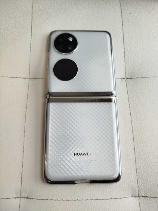 Телефон huawei p50 pocket