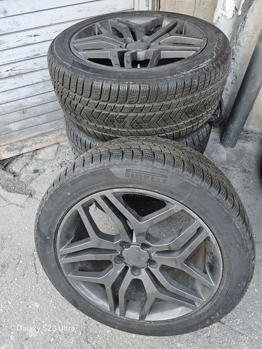 Гуми  Pirelli Scorpion с джанти  275/45 R20