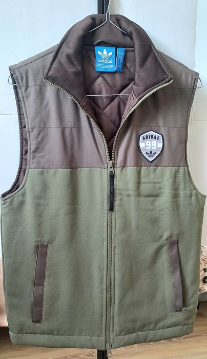 Жилет Adidas на мальчика размер XS