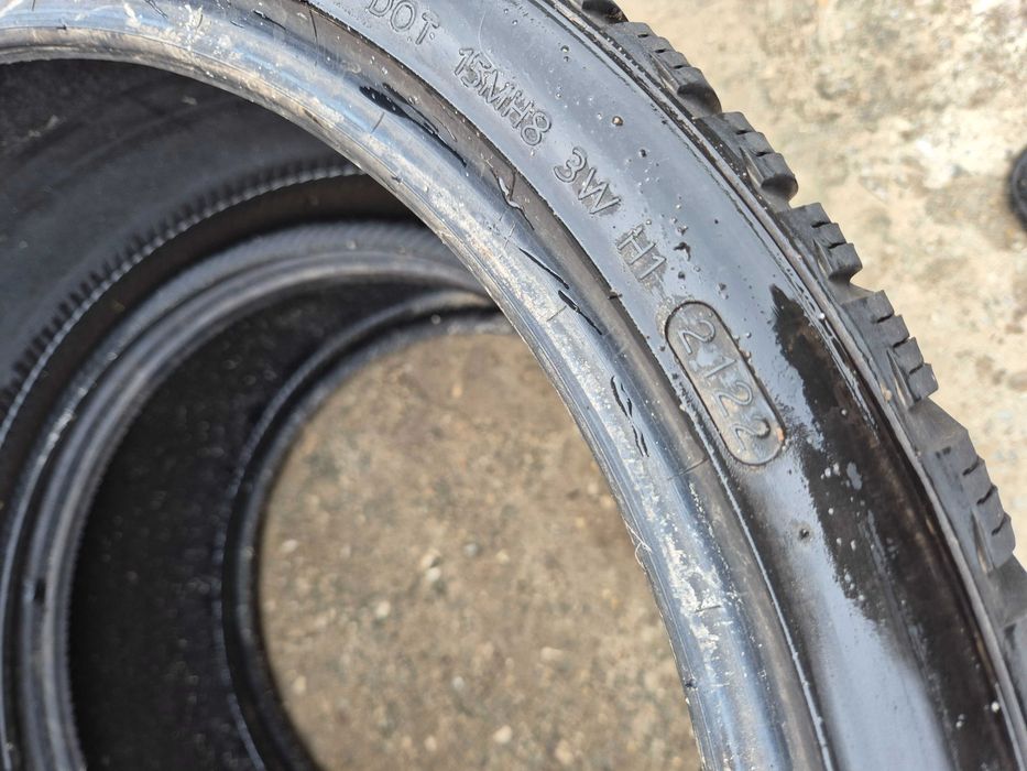 2 Anvelope de IARNA - 275/30/20 - Hankook - Aproape NOI DOT 2022 !