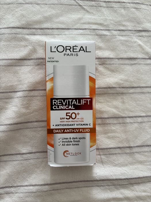 Loreal Revitalift clinical SPF 50+