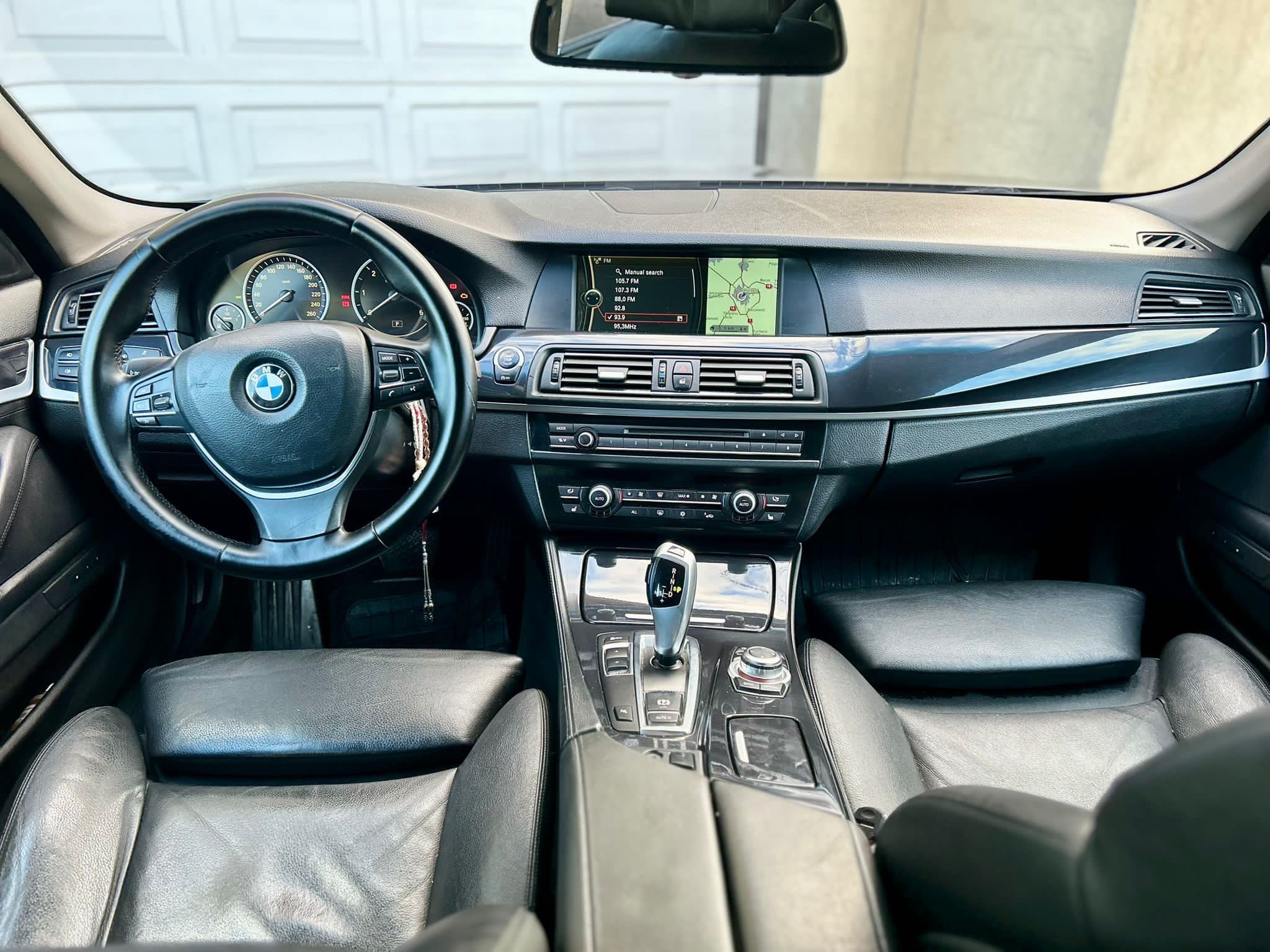 Bmw Seria 5 F10 530d Interior Seria 7 Navigatie Mare