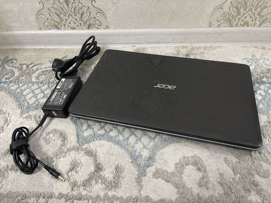 Продам ноутбук Acer Aspire E1-571G