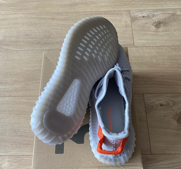 Adidas Yeezy Boost 350 V2